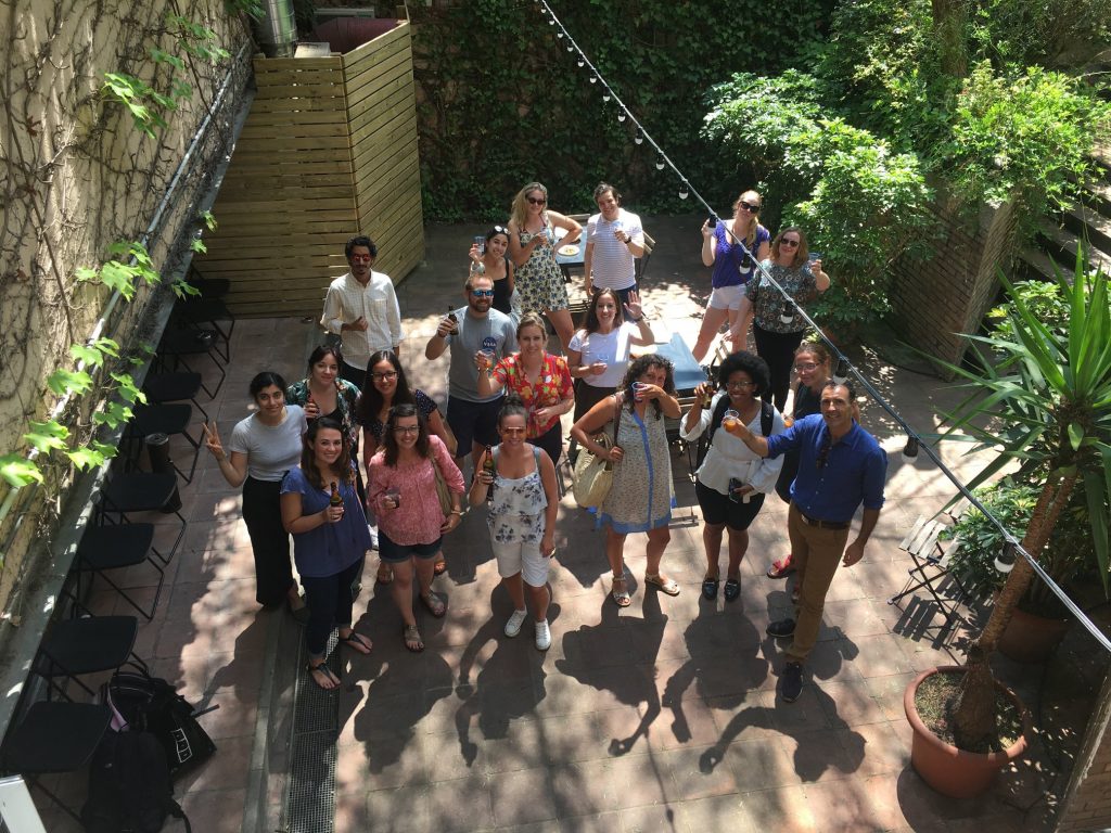 Happy Friday - Summer Edition | Language Exchange Event at Oxford House Barcelona